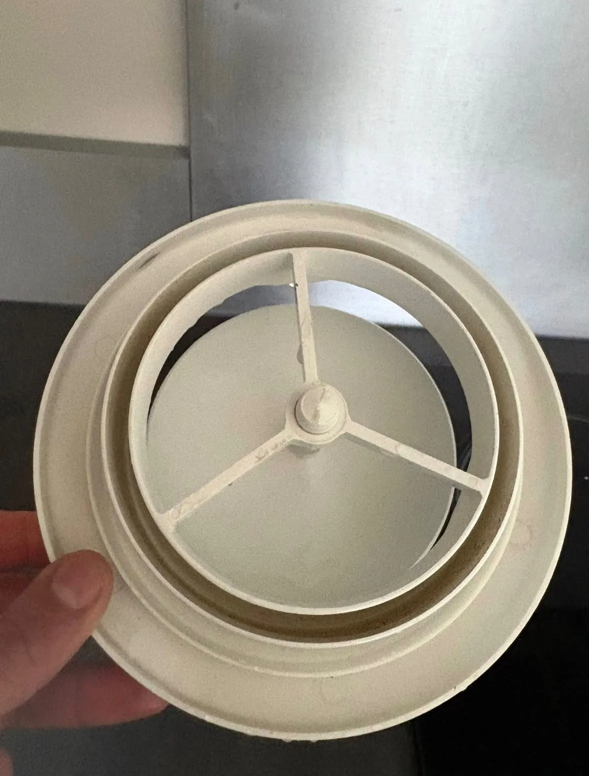 Bouche de ventilation nettoyée — après entretien